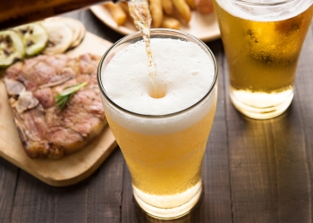 Польза и вред пива для мужчин, советы по выбору и хранению напитка