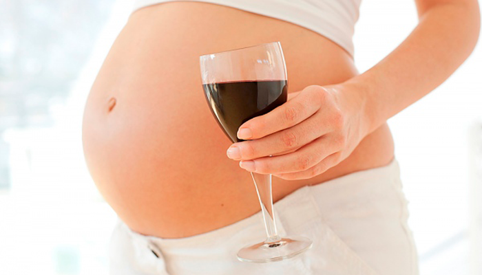 Возникновение ФАС в следствии употребление спиртного матери во время беременности